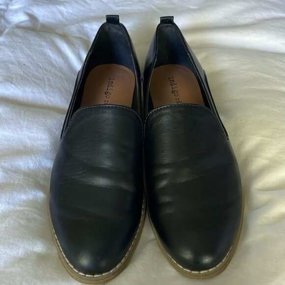 Indigo Rd Black Vegan Leather Flats Loafers Size 6.5 - Picture 2 of 8